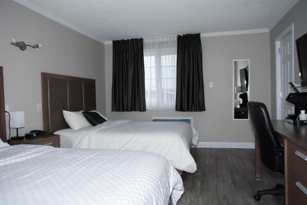 Travelodge by Wyndham Roberval image 16