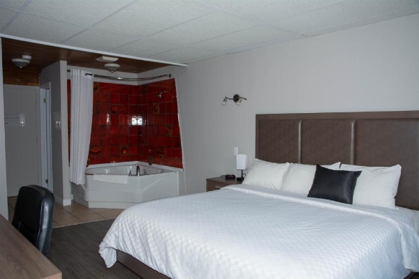 Travelodge by Wyndham Roberval image 17
