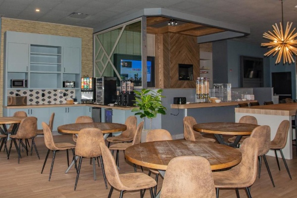 Travelodge by Wyndham Roberval image 24